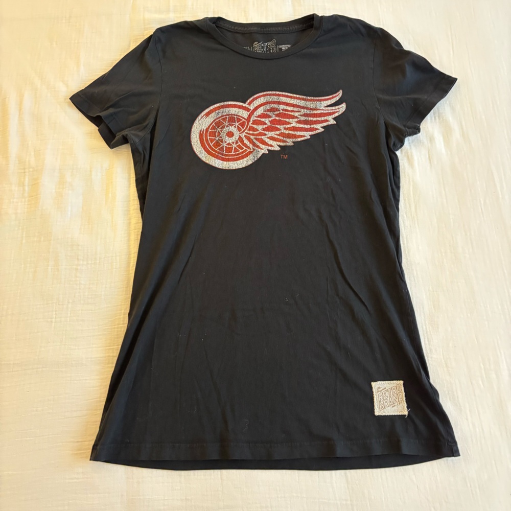 Women’s Retro Brand Detroit Red Wings TShirt